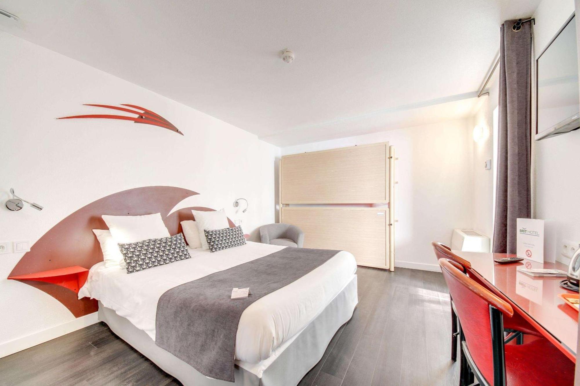 Brit Hotel Porte D'Espagne แปร์ปินญอง ภายนอก รูปภาพ