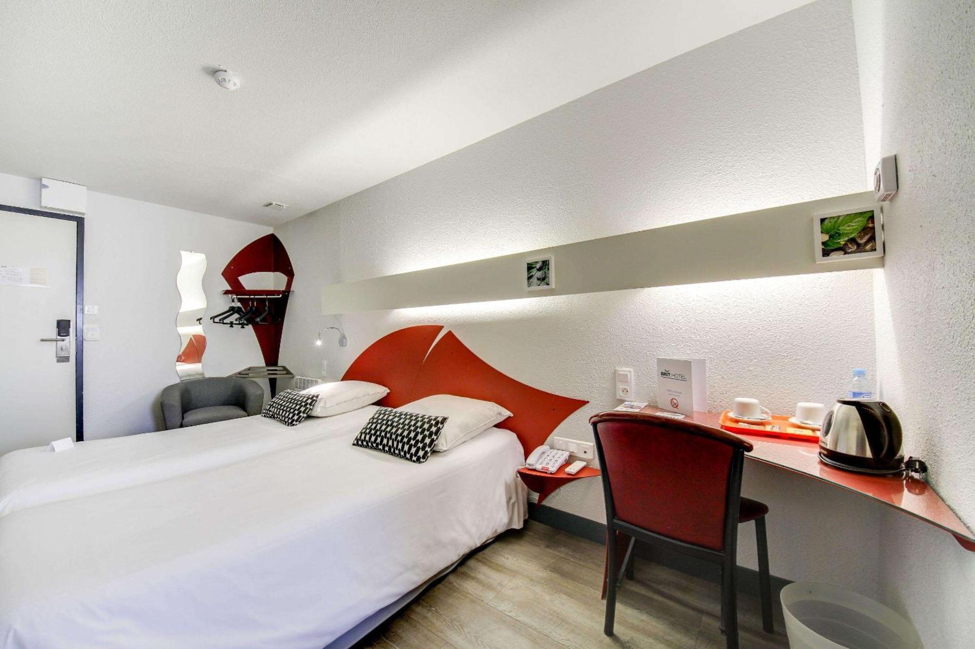 Brit Hotel Porte D'Espagne แปร์ปินญอง ภายนอก รูปภาพ