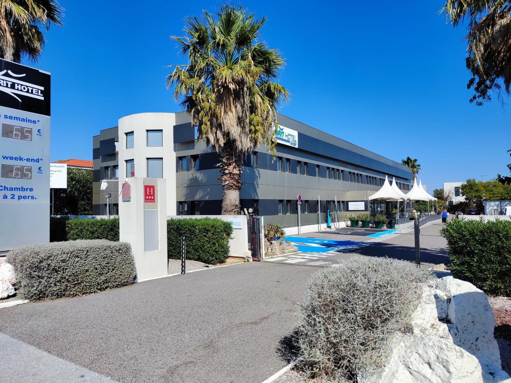 Brit Hotel Porte D'Espagne แปร์ปินญอง ภายนอก รูปภาพ